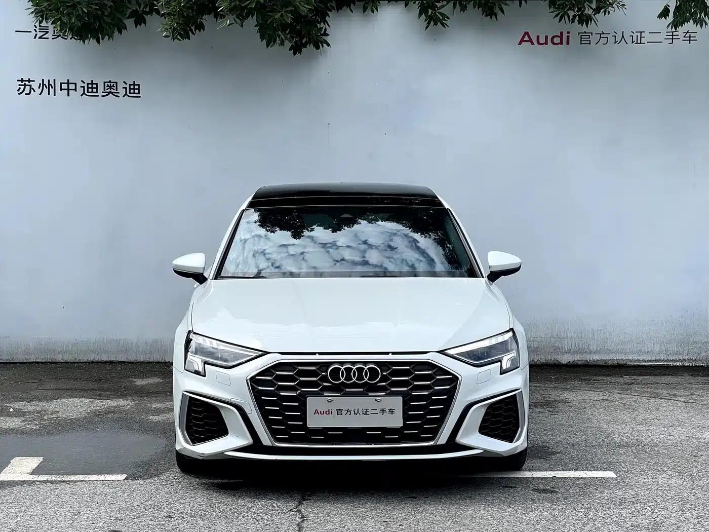 Audi A3 2022 Sportback 35 TFSI Fashion Sport — миниатюра 2