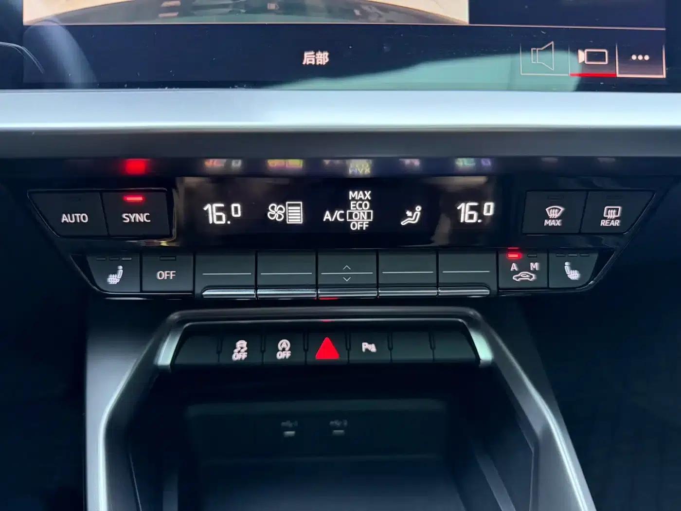 Audi A3 2023 Facelift Sportback 35 TFSI Fashion Sporty Model — миниатюра 13