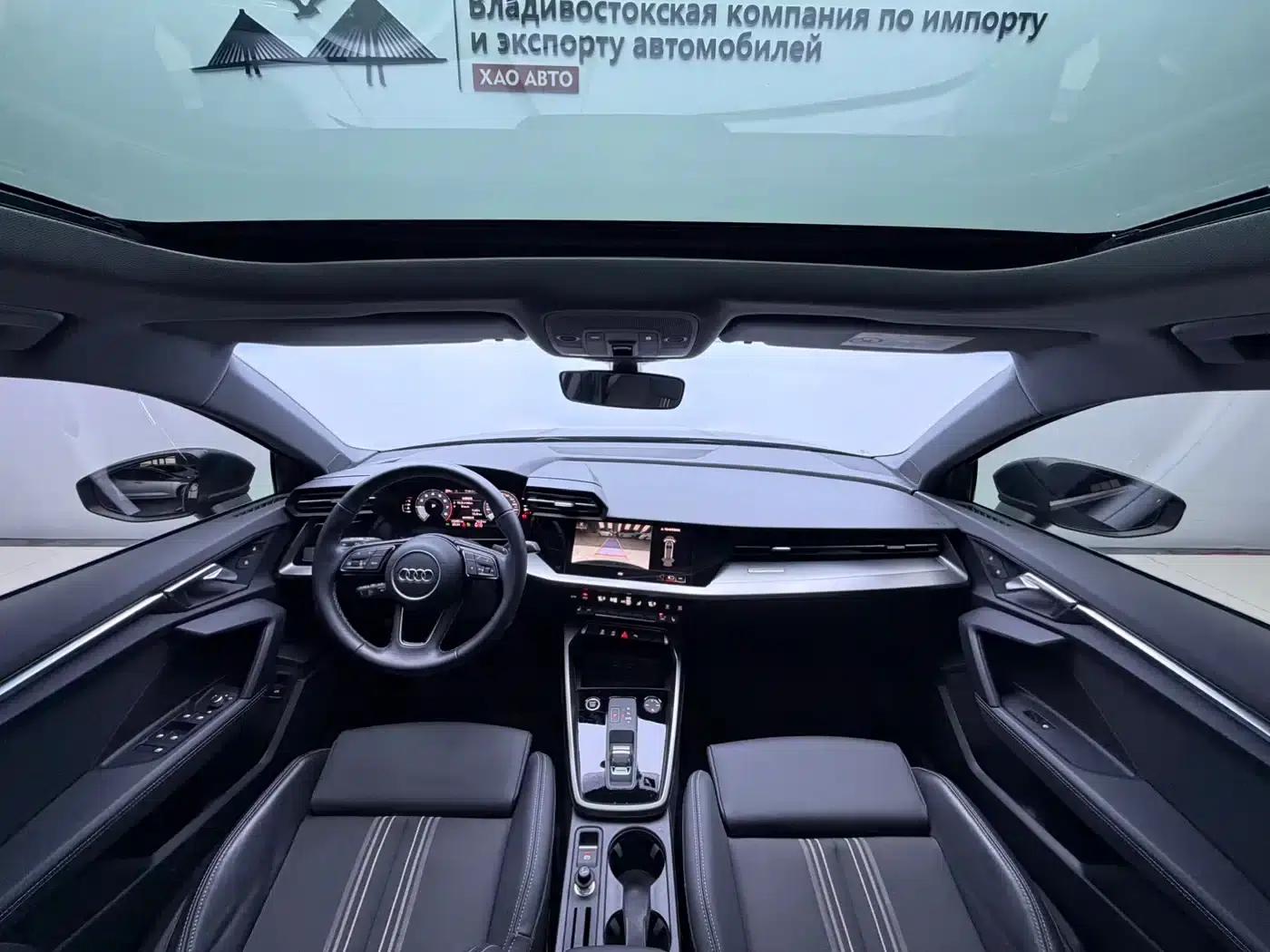 Audi A3 2023 Facelift Sportback 35 TFSI Fashion Sporty Model — миниатюра 20