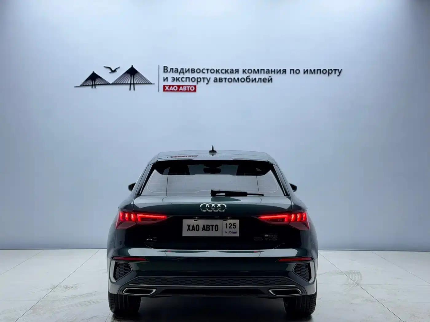 Audi A3 2023 Facelift Sportback 35 TFSI Fashion Sporty Model — миниатюра 5