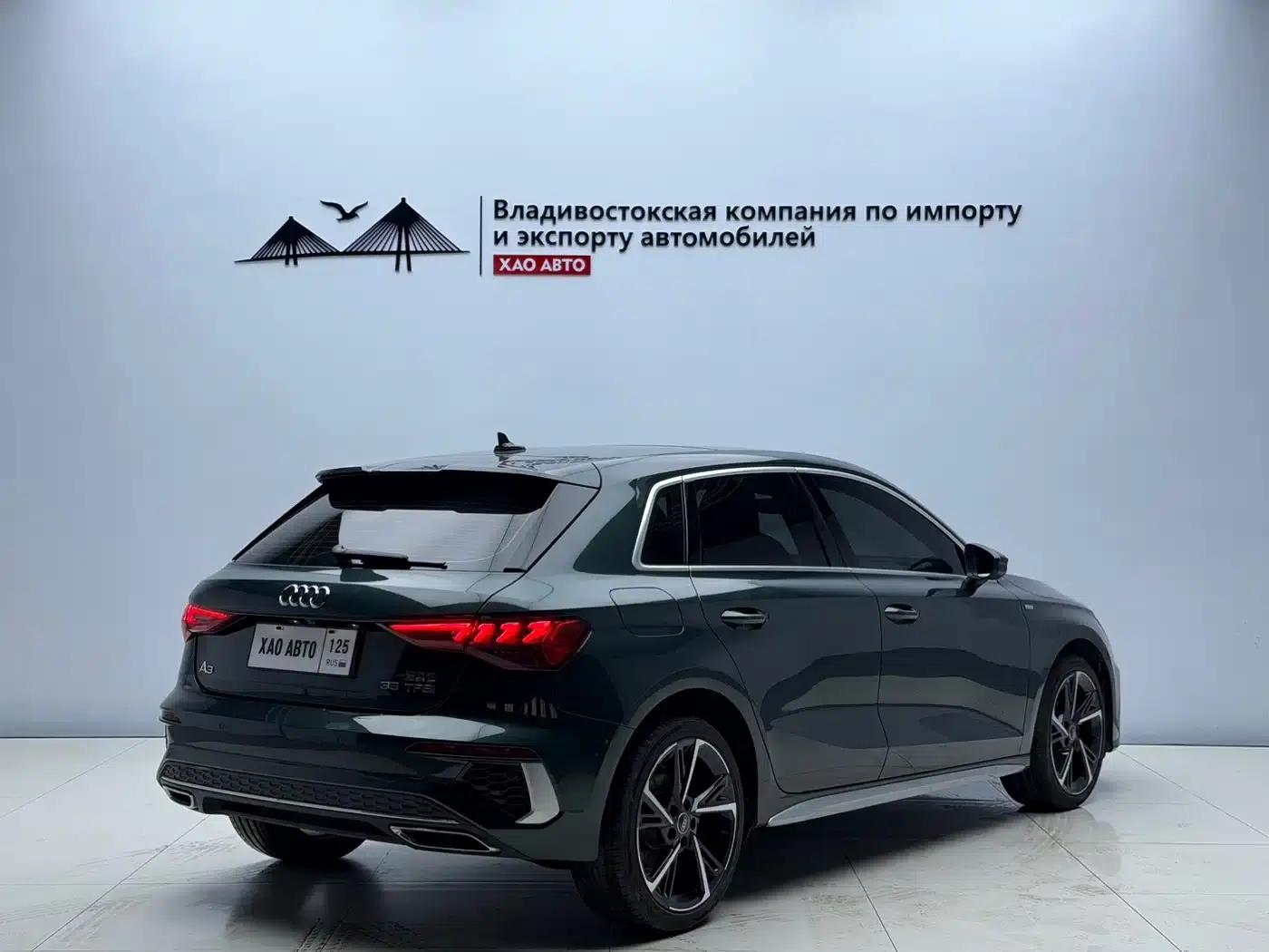 Audi A3 2023 Facelift Sportback 35 TFSI Fashion Sporty Model — миниатюра 6