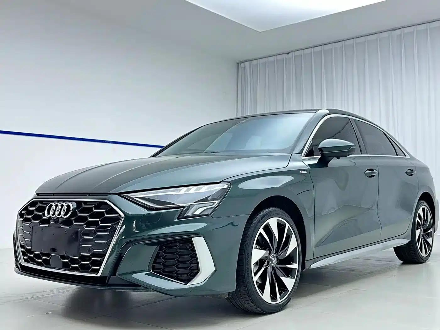 Audi A3 2023 Facelift A3L Limousine 35 TFSI Sporty Edition — миниатюра 1