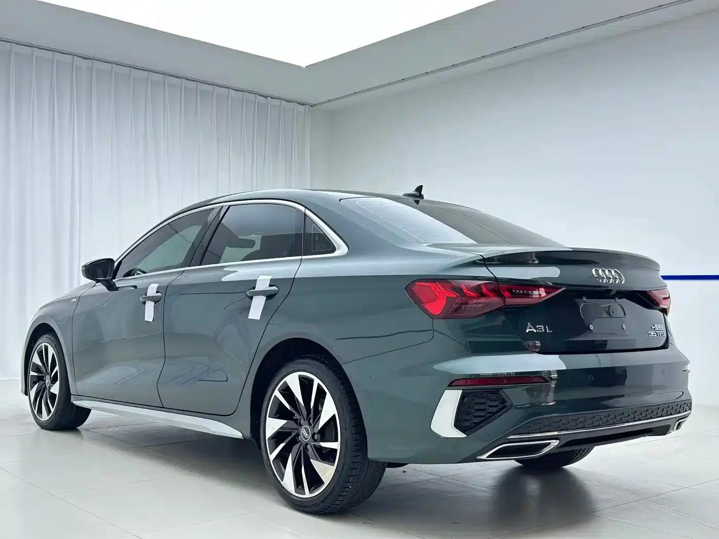 Audi A3 2023 Facelift A3L Limousine 35 TFSI Sporty Edition — миниатюра 4
