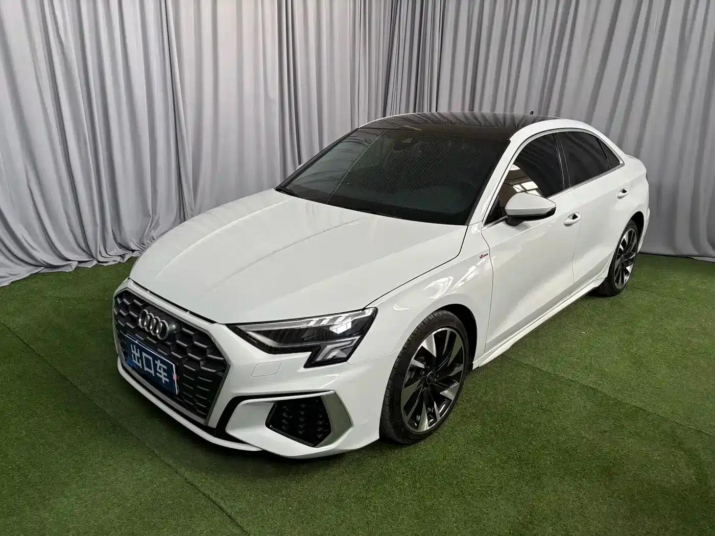 2022 Audi A3 A3L Limousine 35 TFSI Fashion Sport — миниатюра 1