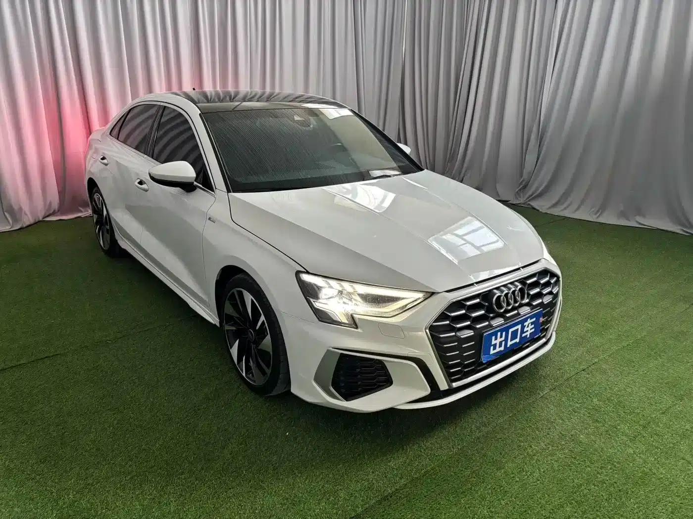 2022 Audi A3 A3L Limousine 35 TFSI Fashion Sport — миниатюра 2