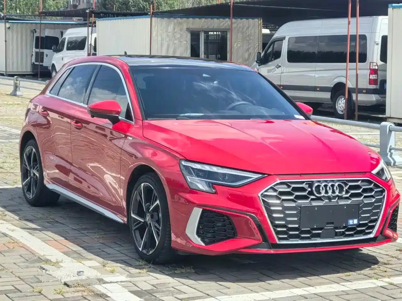 Audi A3 2023 Sportback 35 TFSI Fashion Sport — миниатюра 3