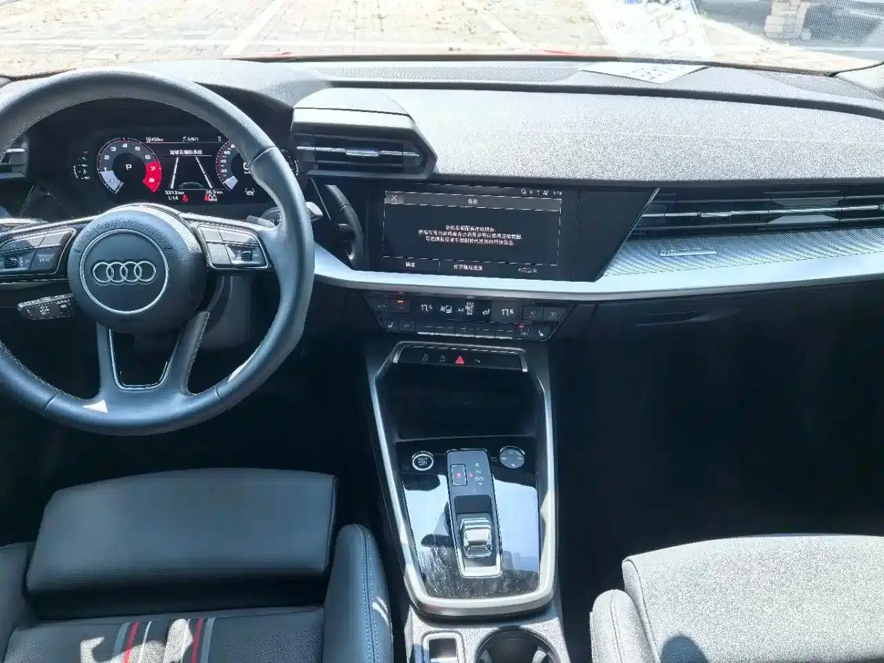 Audi A3 2023 Sportback 35 TFSI Fashion Sport — миниатюра 5