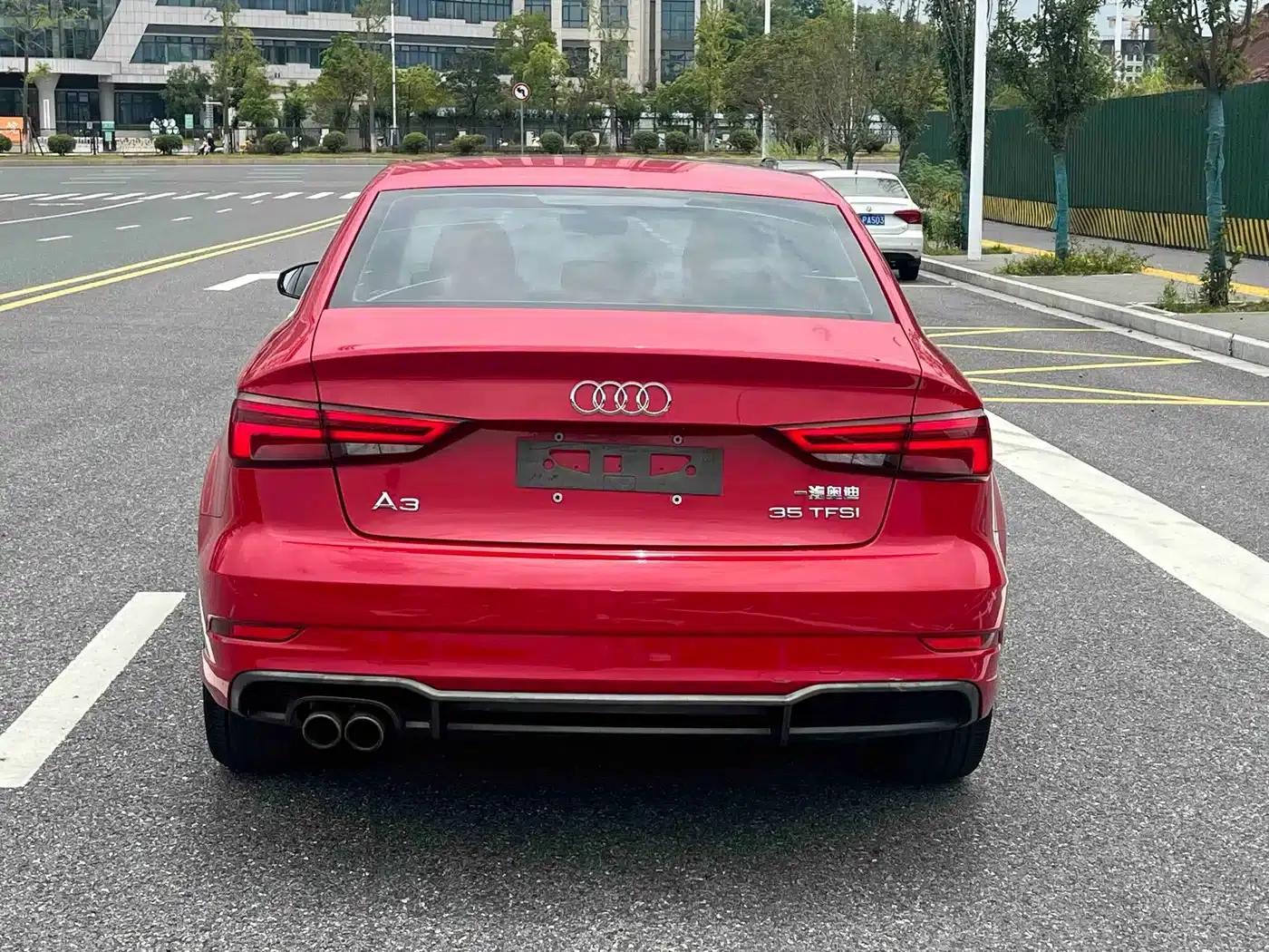 Audi A3 2017 Limousine 35 TFSI Fashion Edition — миниатюра 5