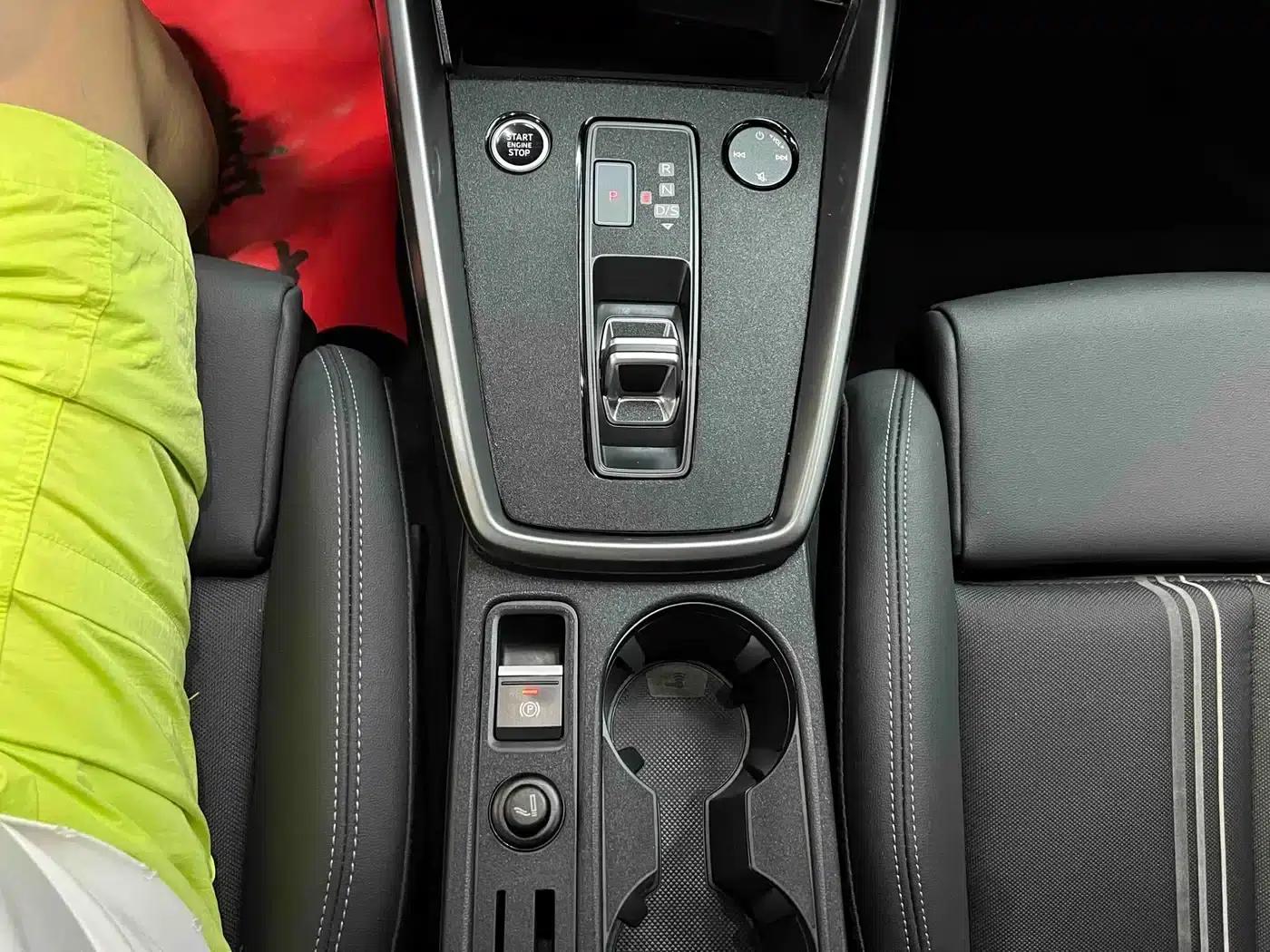 Audi A3 2023 Facelift A3L Limousine 35 TFSI Sporty Edition — миниатюра 13