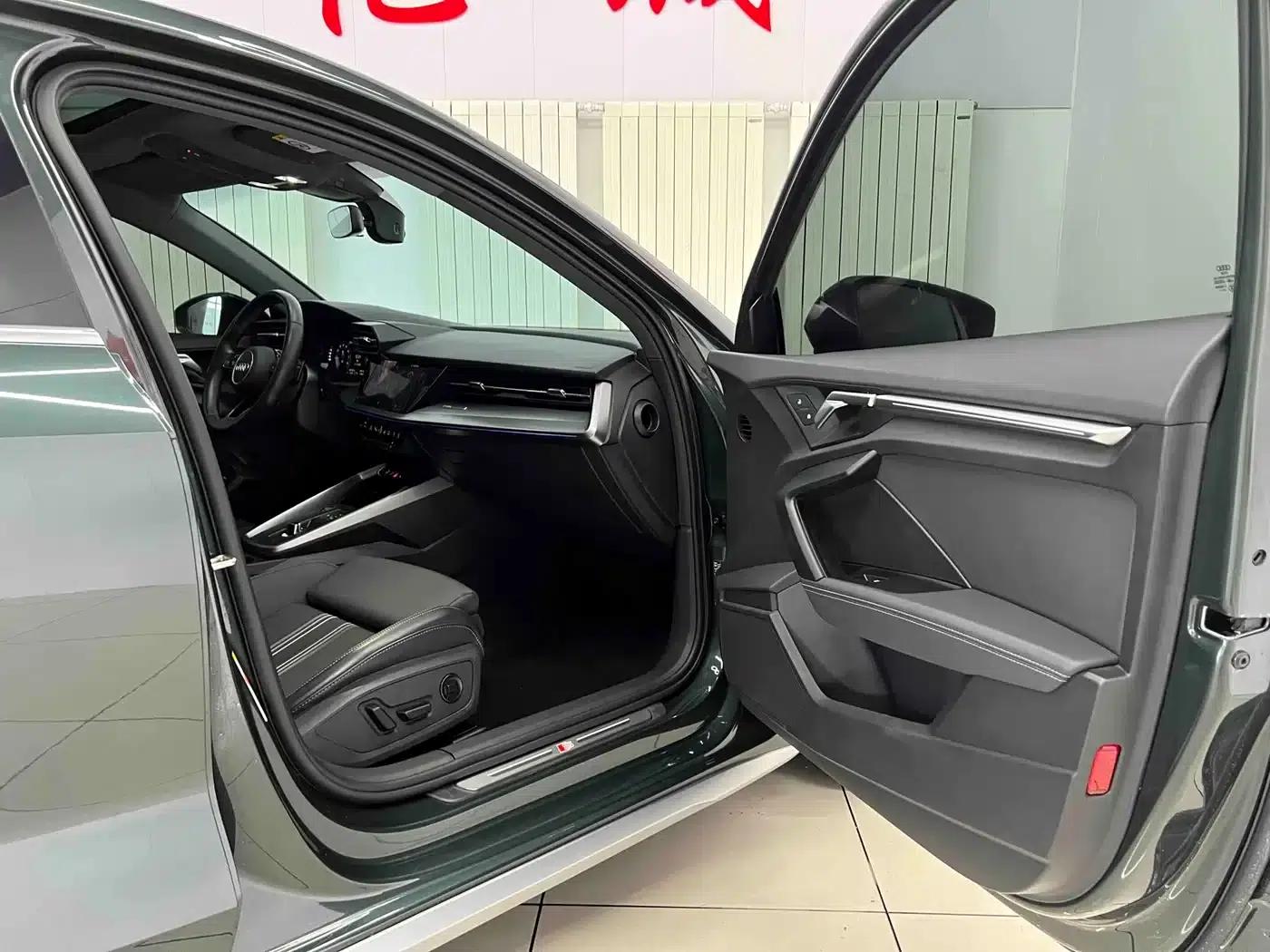 Audi A3 2023 Facelift A3L Limousine 35 TFSI Sporty Edition — миниатюра 22