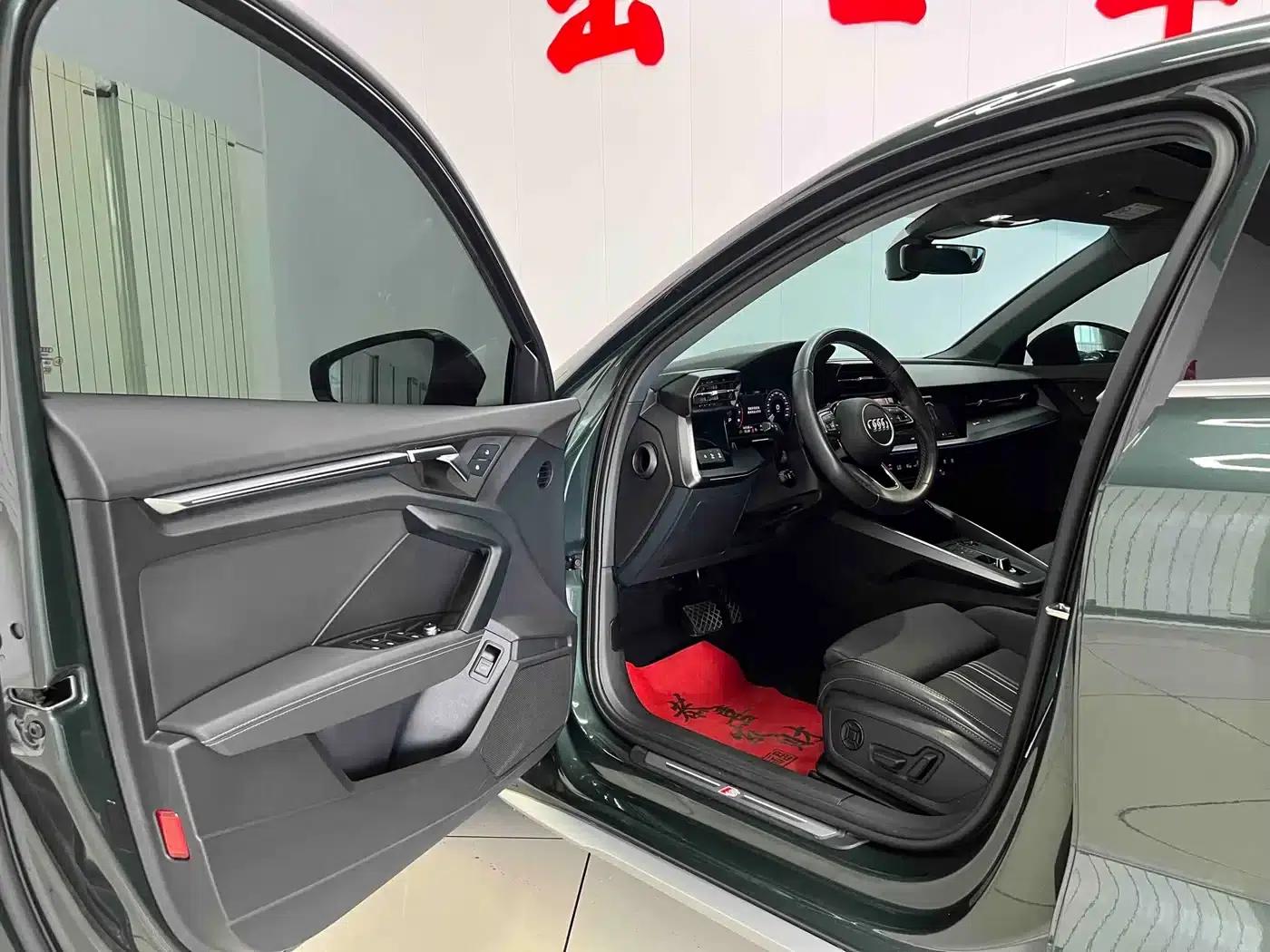 Audi A3 2023 Facelift A3L Limousine 35 TFSI Sporty Edition — миниатюра 7