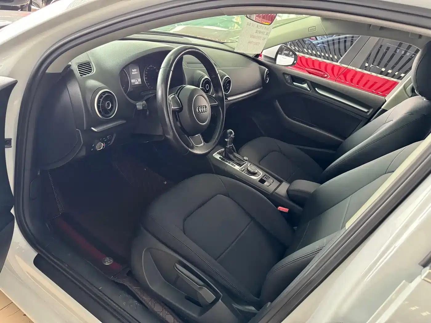 Audi A3 2016 Limousine 35 TFSI Progressive — миниатюра 2