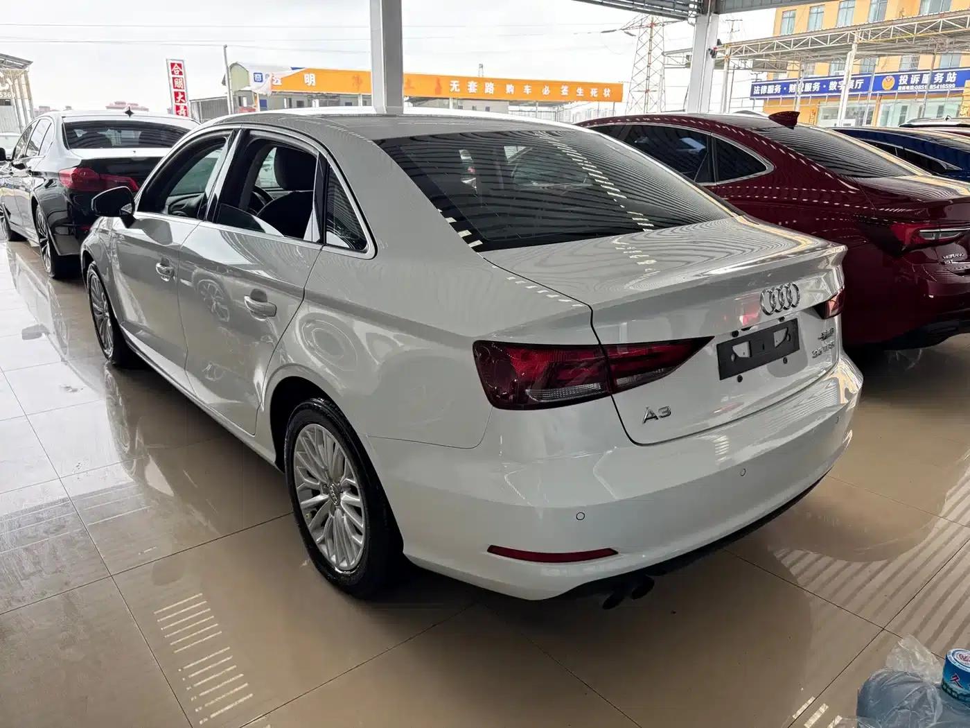 Audi A3 2016 Limousine 35 TFSI Progressive — миниатюра 6