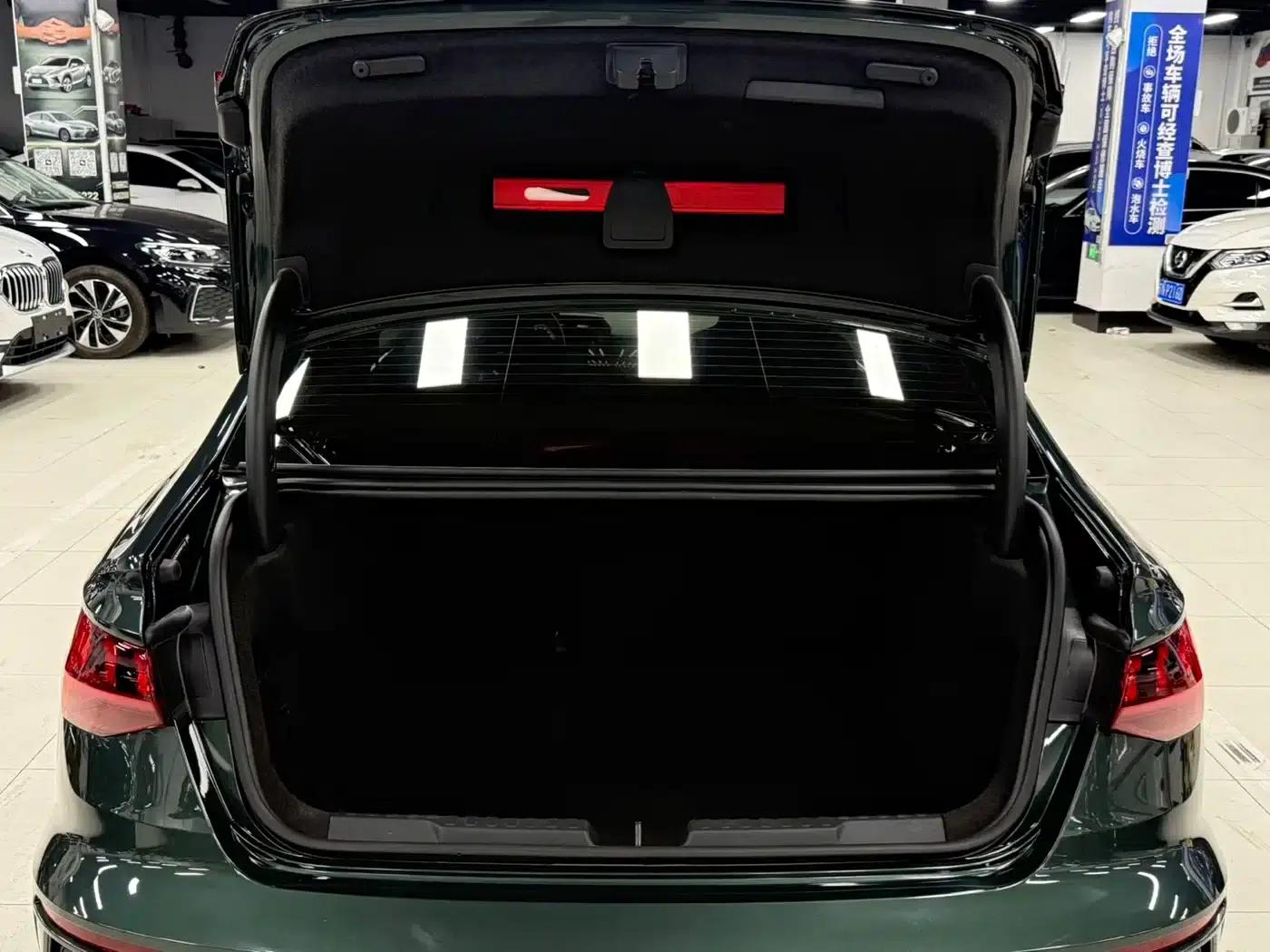 2023 Audi A3 A3L Limousine 35 TFSI Luxury Sport — миниатюра 21