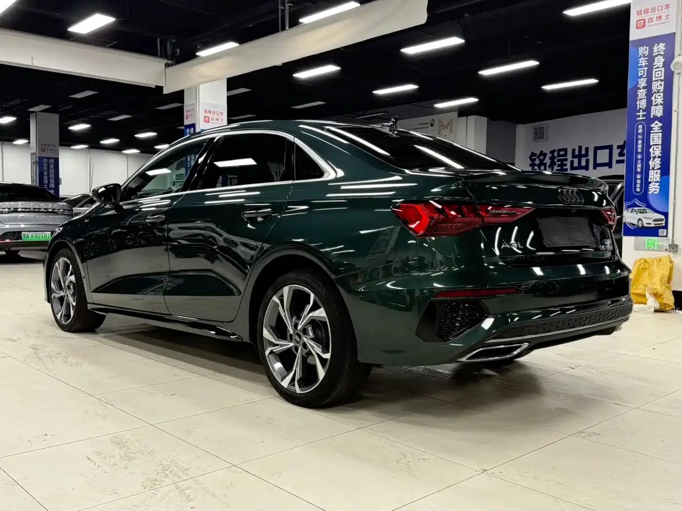 2023 Audi A3 A3L Limousine 35 TFSI Luxury Sport — миниатюра 7