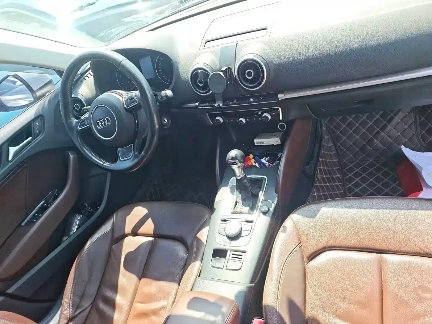 Audi A3 2014 Sportback 35 TFSI Automatic Comfort — миниатюра 9