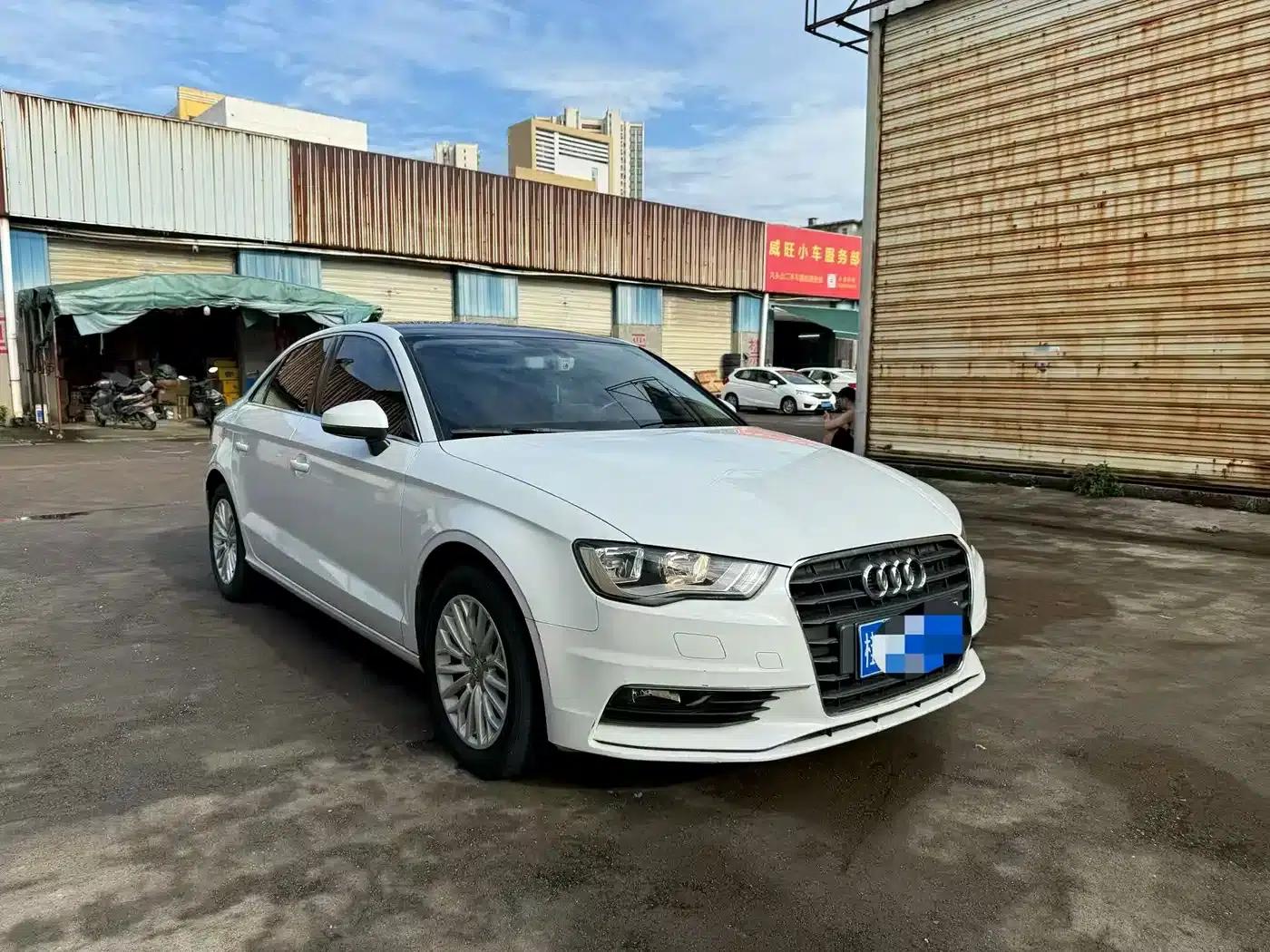 Audi A3 2016 Limousine 35 TFSI Progressive — миниатюра 3