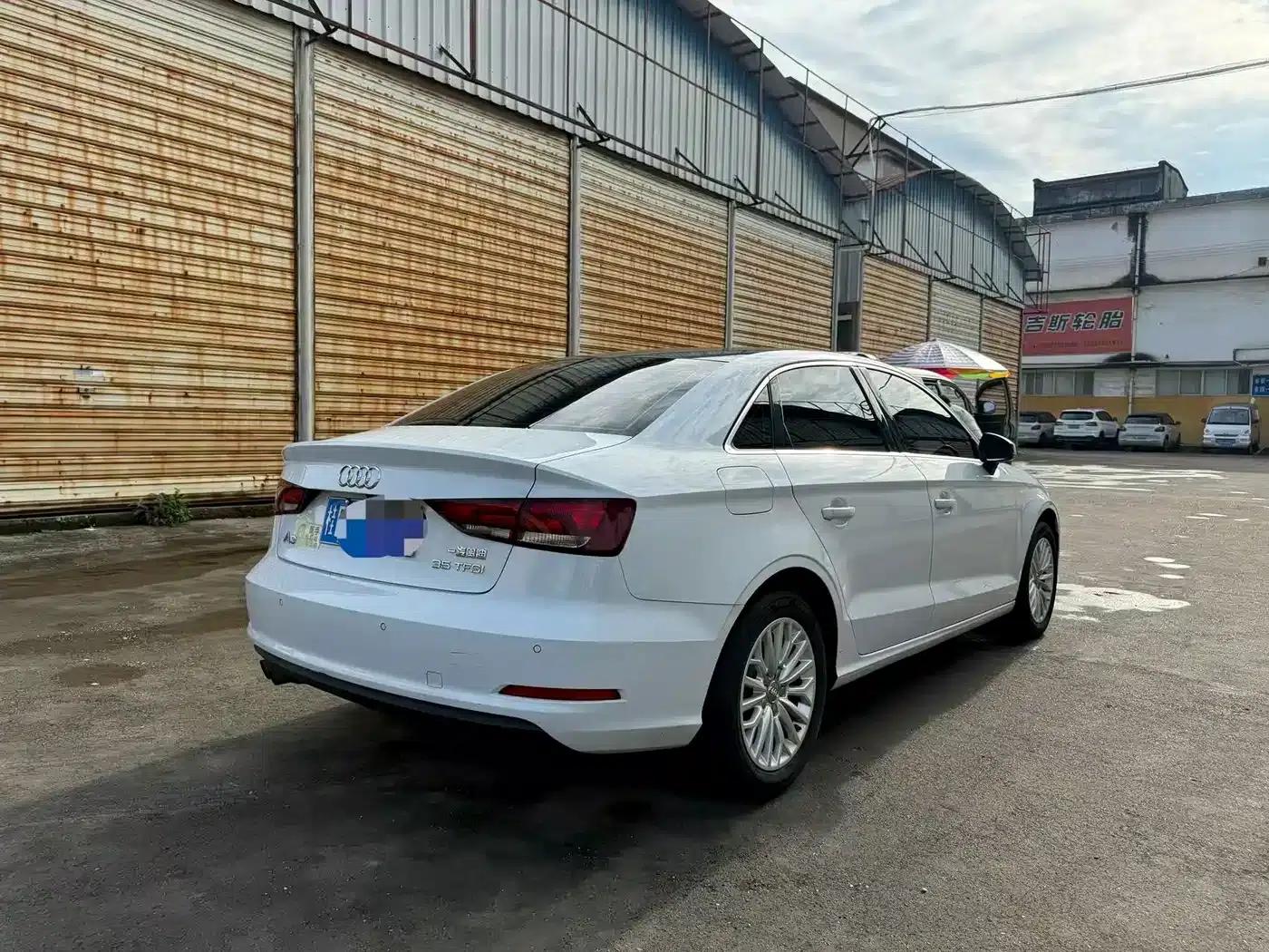Audi A3 2016 Limousine 35 TFSI Progressive — миниатюра 6