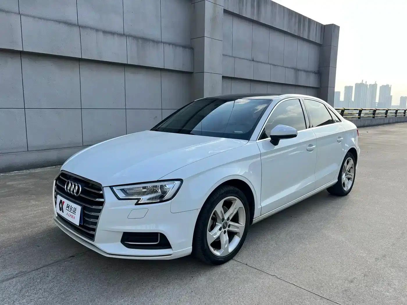 Audi A3 2019 Limousine 35 TFSI Progressive (China V Emission Standard) — миниатюра 1