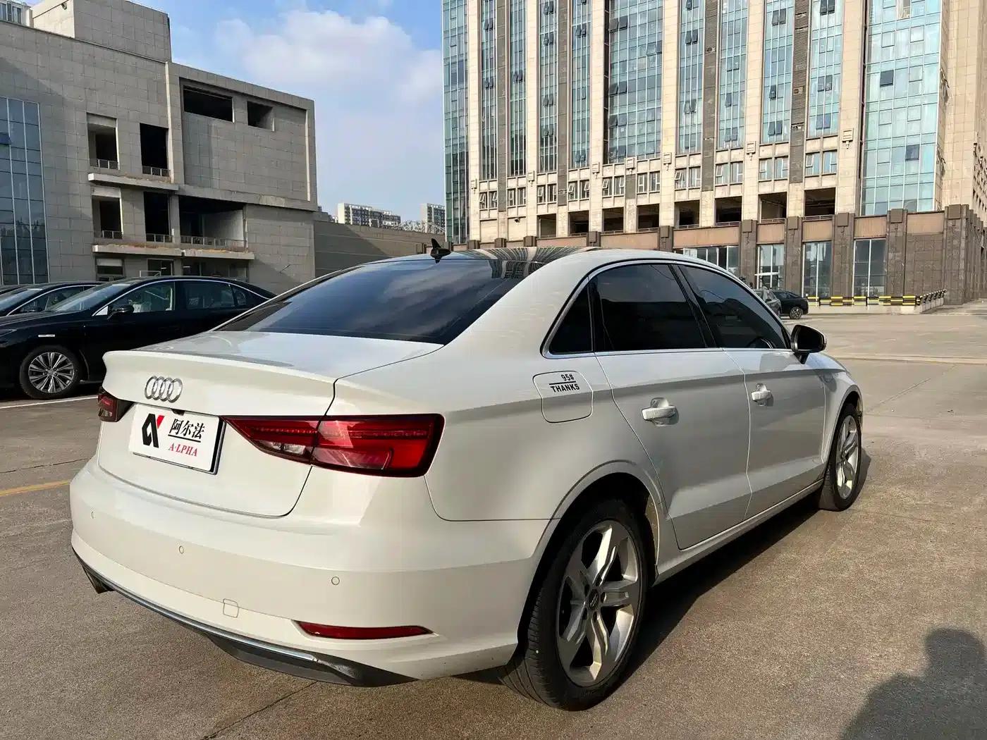 Audi A3 2019 Limousine 35 TFSI Progressive (China V Emission Standard) — миниатюра 6