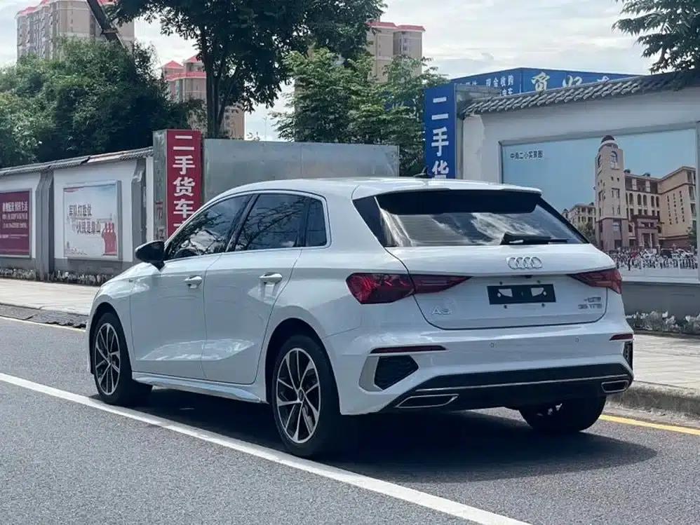 Audi A3 2022 Sportback 35 TFSI Progressive Sport — миниатюра 4