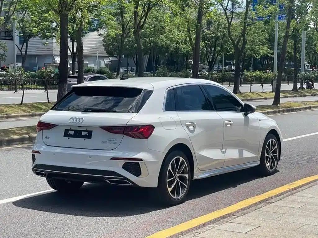 Audi A3 2022 Sportback 35 TFSI Progressive Sport — миниатюра 5