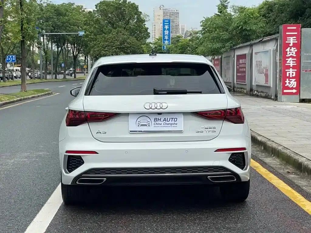 Audi A3 2023 Facelift Sportback 35 TFSI Fashion Sporty Model — миниатюра 5