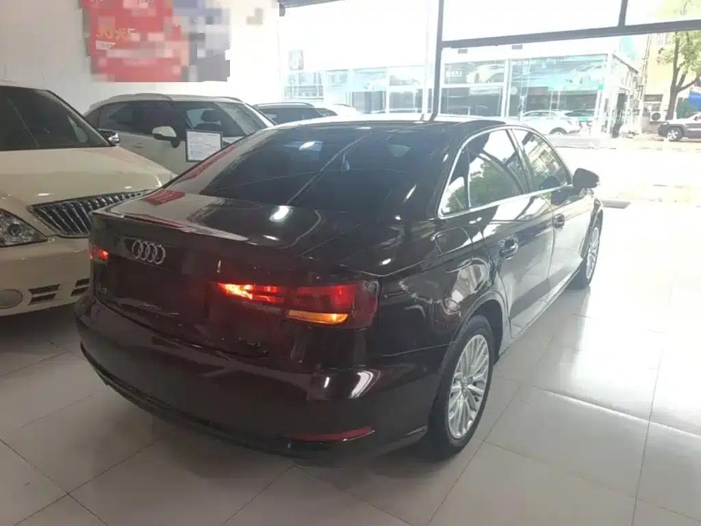 Audi A3 2016 Limousine 35 TFSI Progressive — миниатюра 7