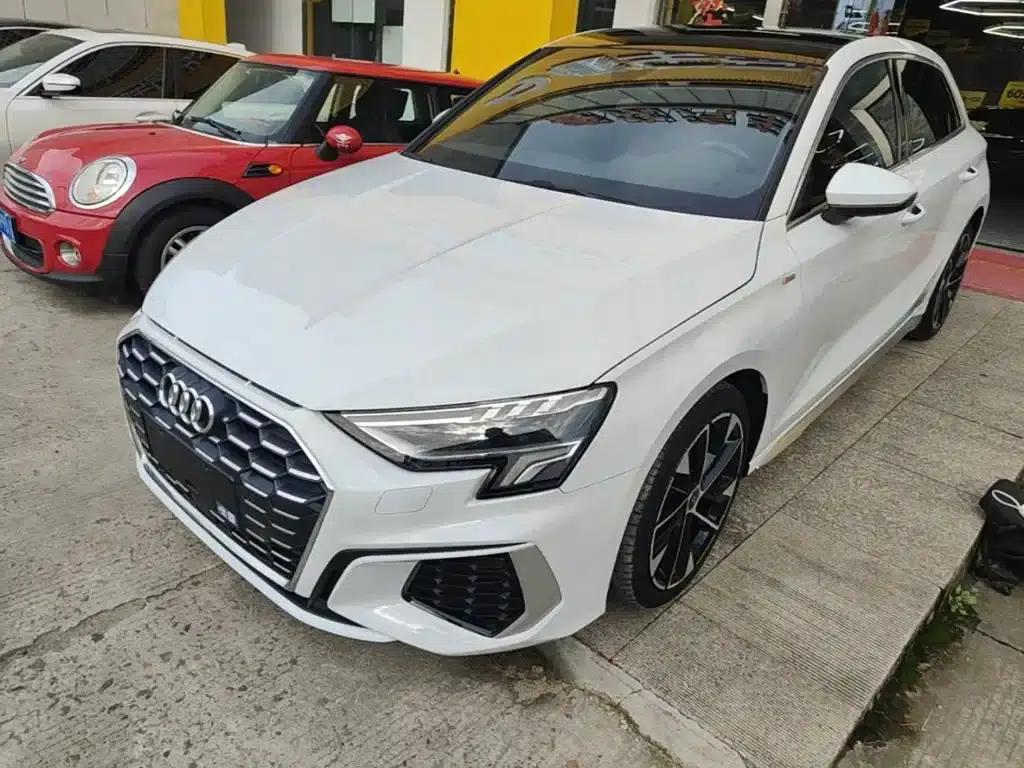 Audi A3 2022 Sportback 35 TFSI Fashion Sport — миниатюра 1