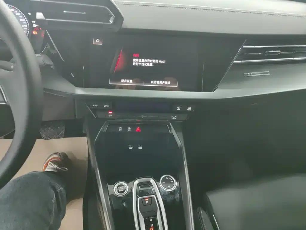 Audi A3 2026 Sportback 35TFSI Flying Spur Enjoyment Edition — миниатюра 9