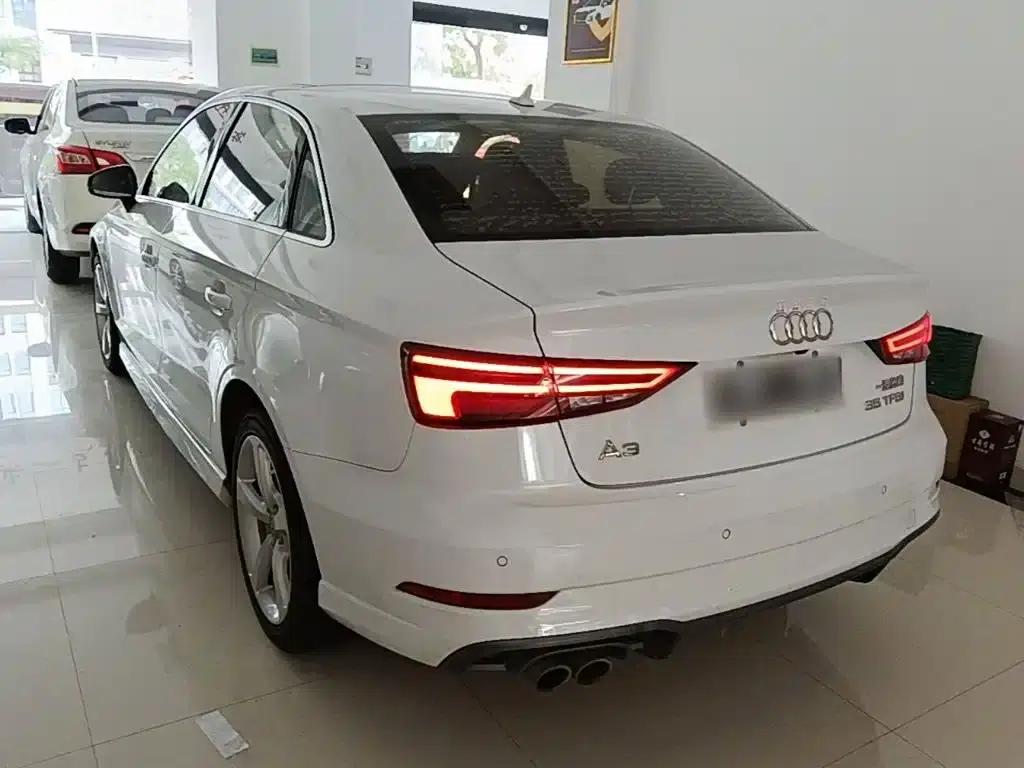 Audi A3 2018 30th Anniversary Edition Limousine 35 TFSI Fashion Model — миниатюра 5