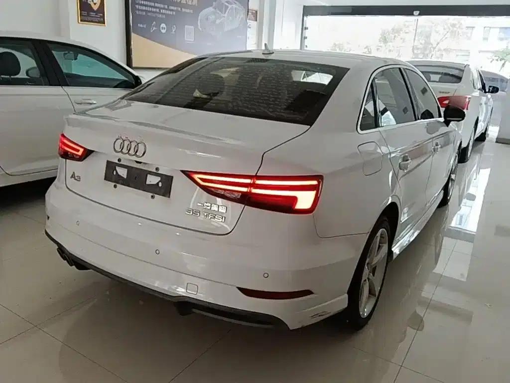 Audi A3 2018 30th Anniversary Edition Limousine 35 TFSI Fashion Model — миниатюра 7