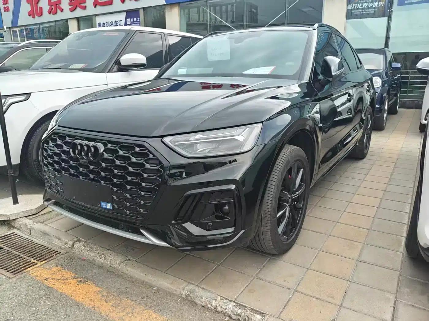 Audi Q5L Sportback 2024 40 TFSI Luxury — миниатюра 1