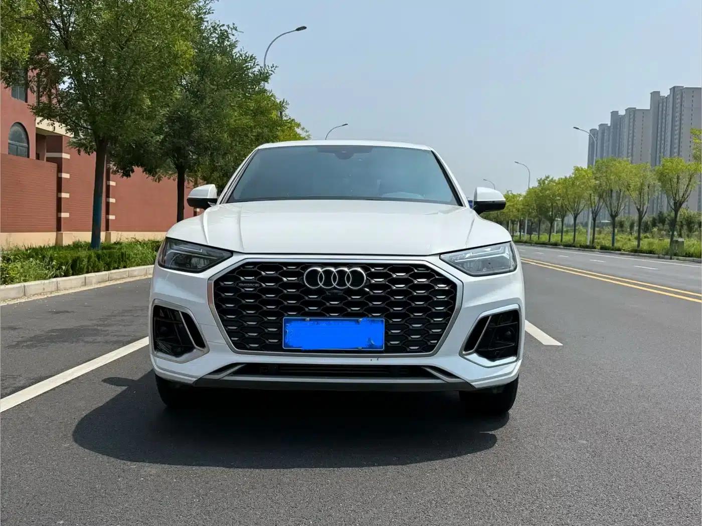 Audi Q5L Sportback 2022 40 TFSI Fashion Edition — миниатюра 2