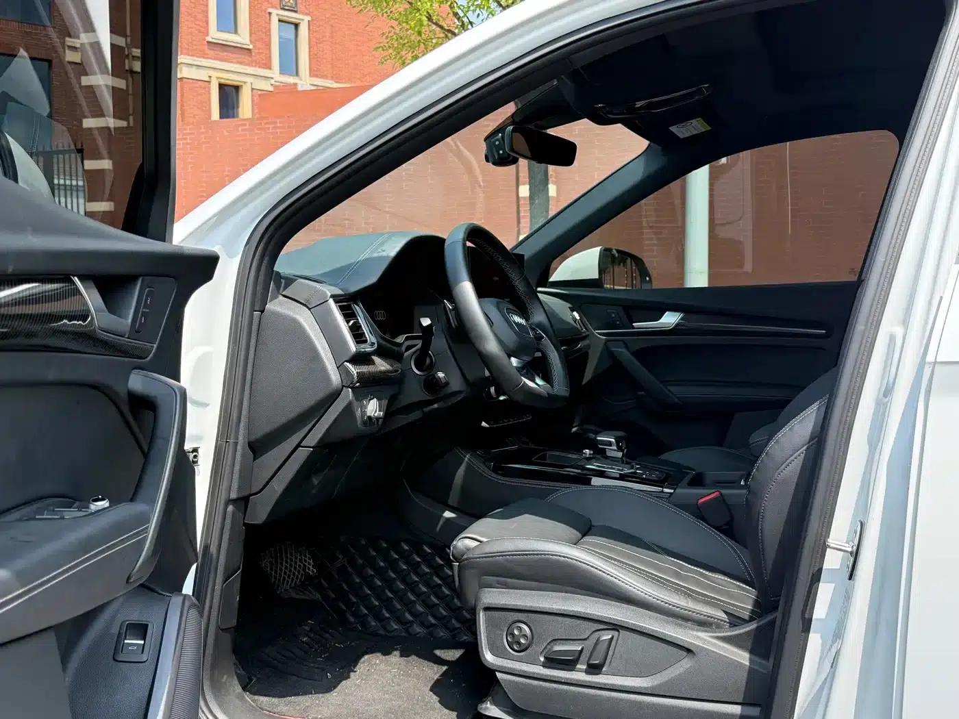 Audi Q5L Sportback 2022 40 TFSI Fashion Edition — миниатюра 4