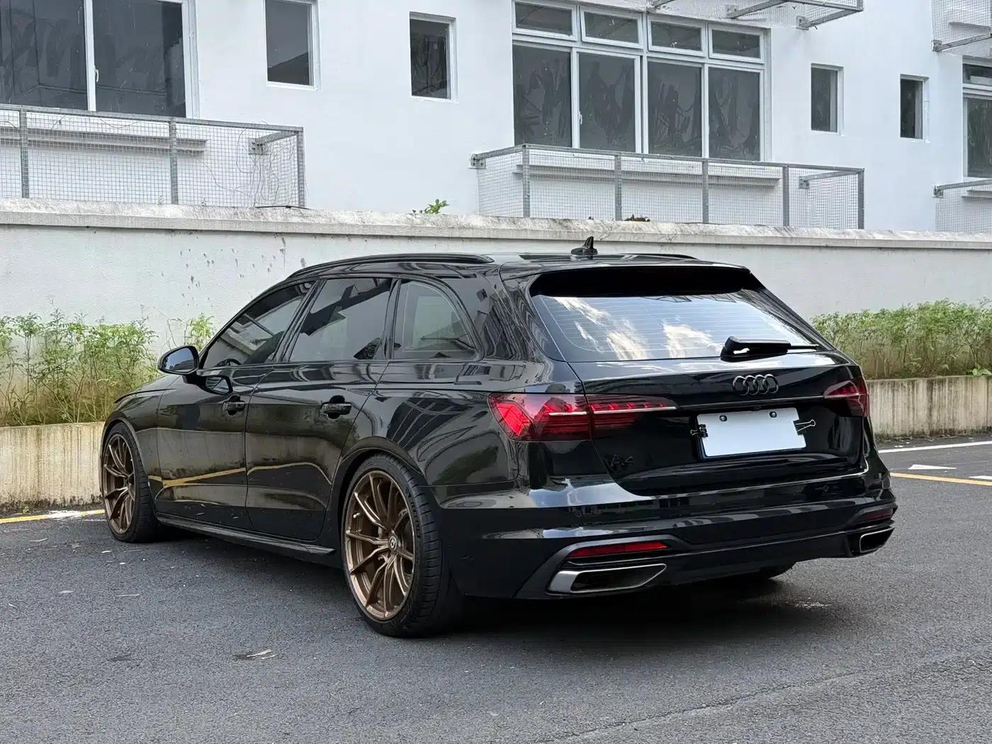 2021 Audi A4 (Imported) Avant 40 TFSI Fashionable Elegant Model — миниатюра 10