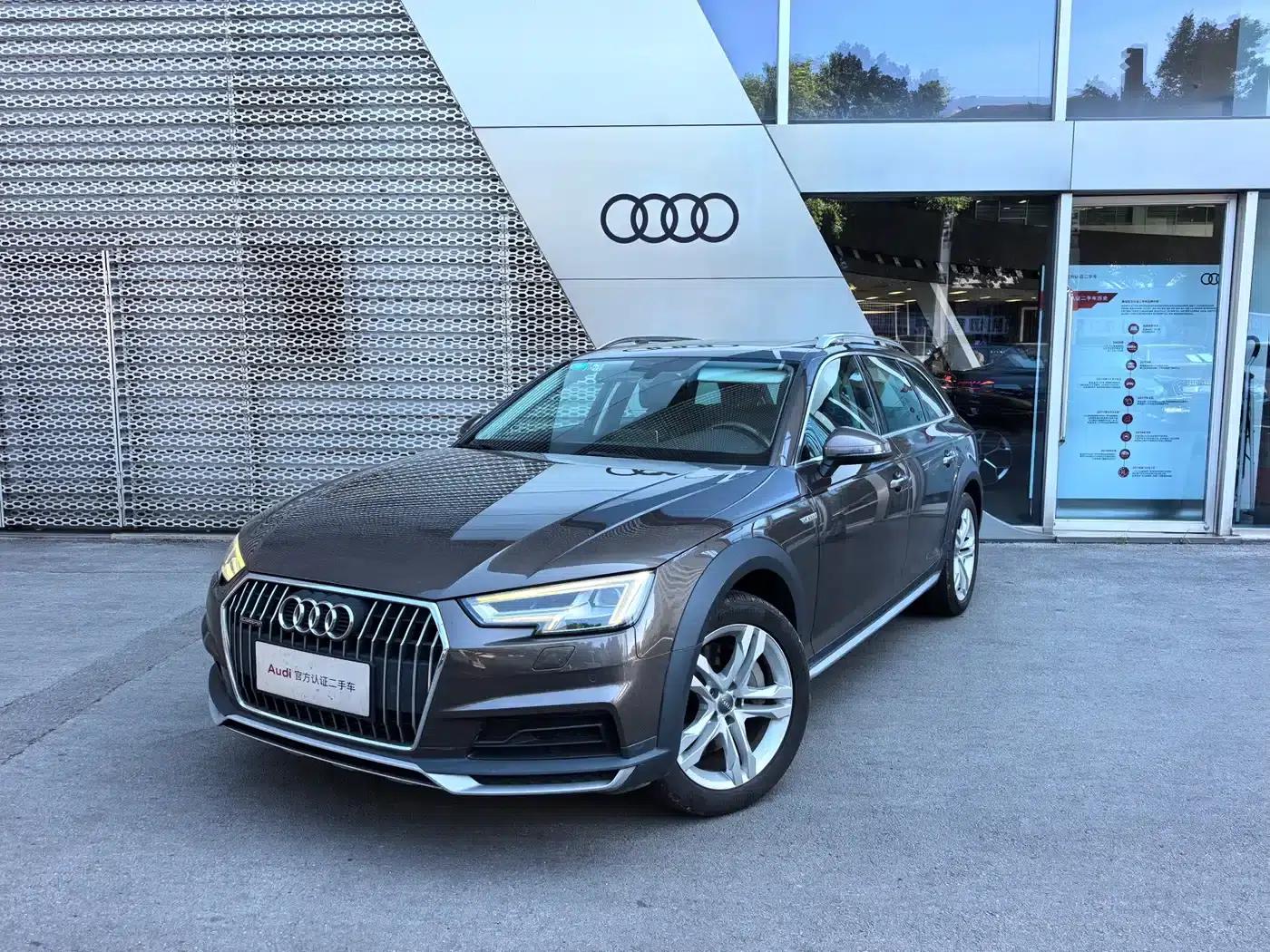 Audi A4 (Imported) 2017 45 TFSI allroad quattro Fashion Edition — миниатюра 1