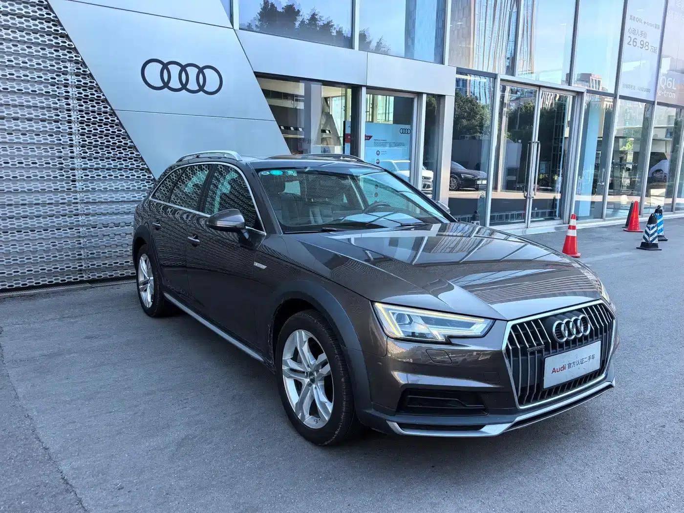 Audi A4 (Imported) 2017 45 TFSI allroad quattro Fashion Edition — миниатюра 3