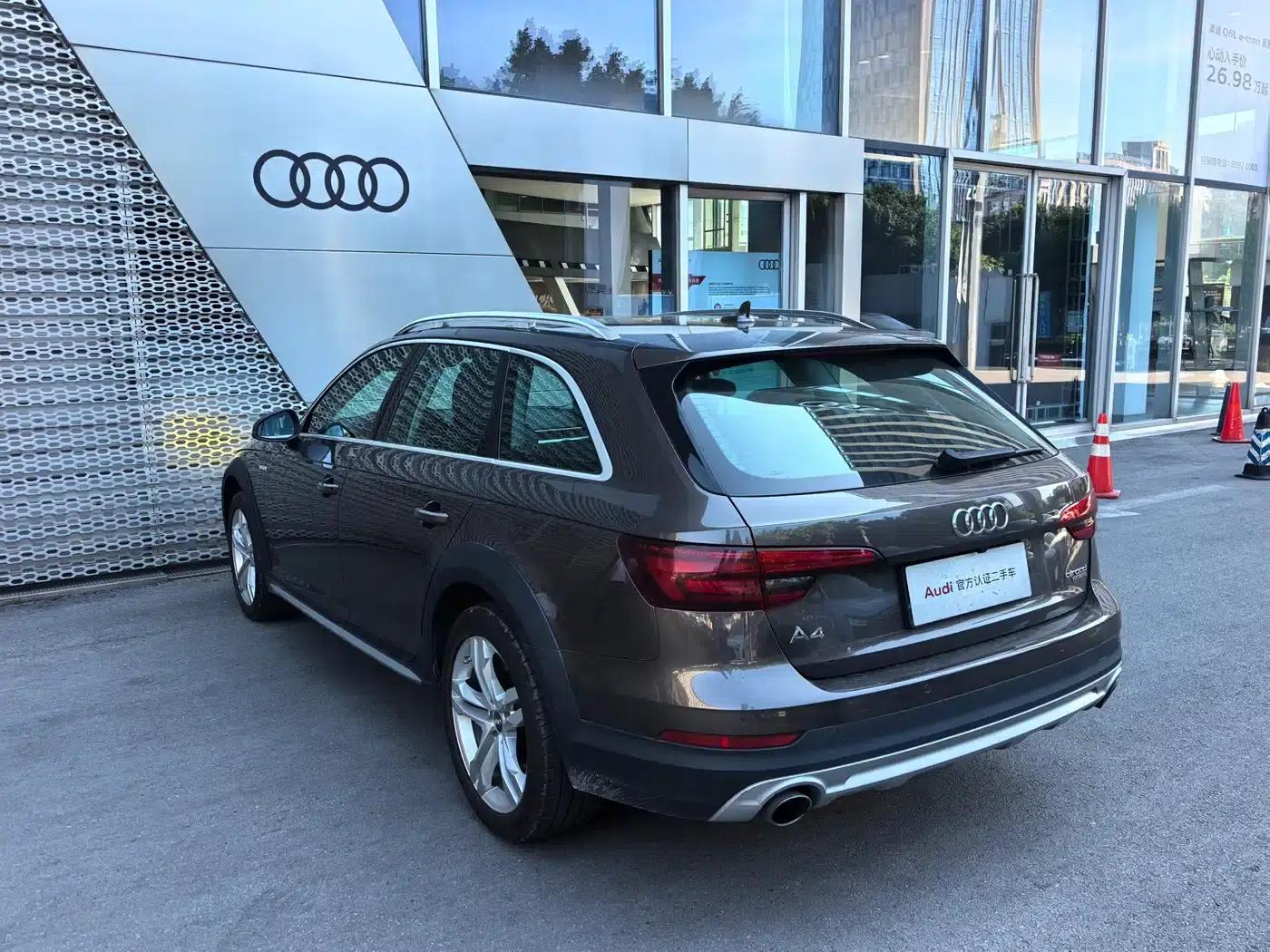 Audi A4 (Imported) 2017 45 TFSI allroad quattro Fashion Edition — миниатюра 10