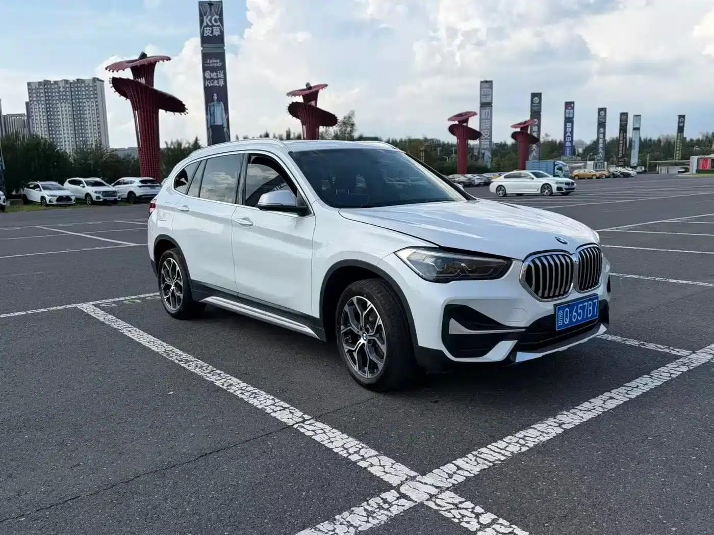 BMW X1 2022 sDrive20Li Fashion Edition — миниатюра 3