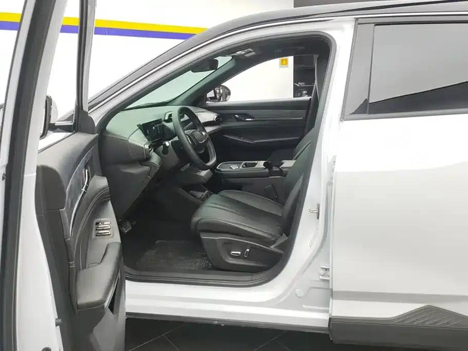 Dongfeng Fengshen L7 2025 Model 430 Comfort Edition — миниатюра 9