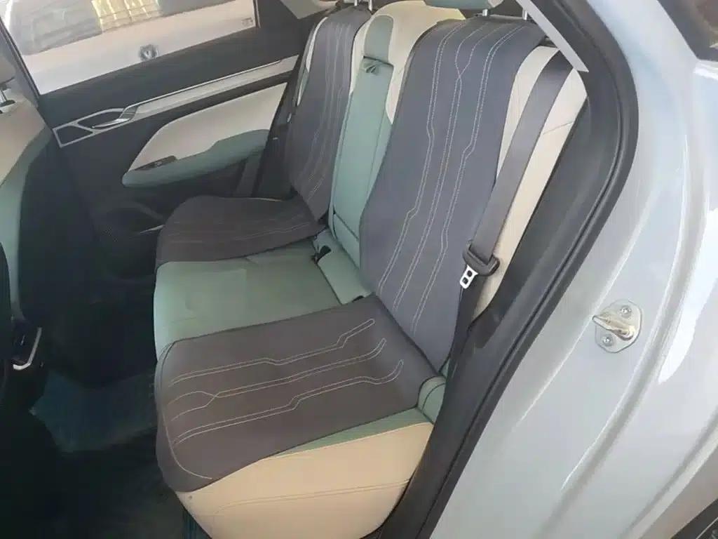 Geely Emgrand L HiP 2022 1.5TD-DHT Pro 100KM Super Speed — миниатюра 17