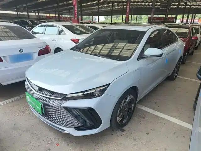 Geely Emgrand L HiP 2022 1.5TD-DHT Pro 100KM Super Speed