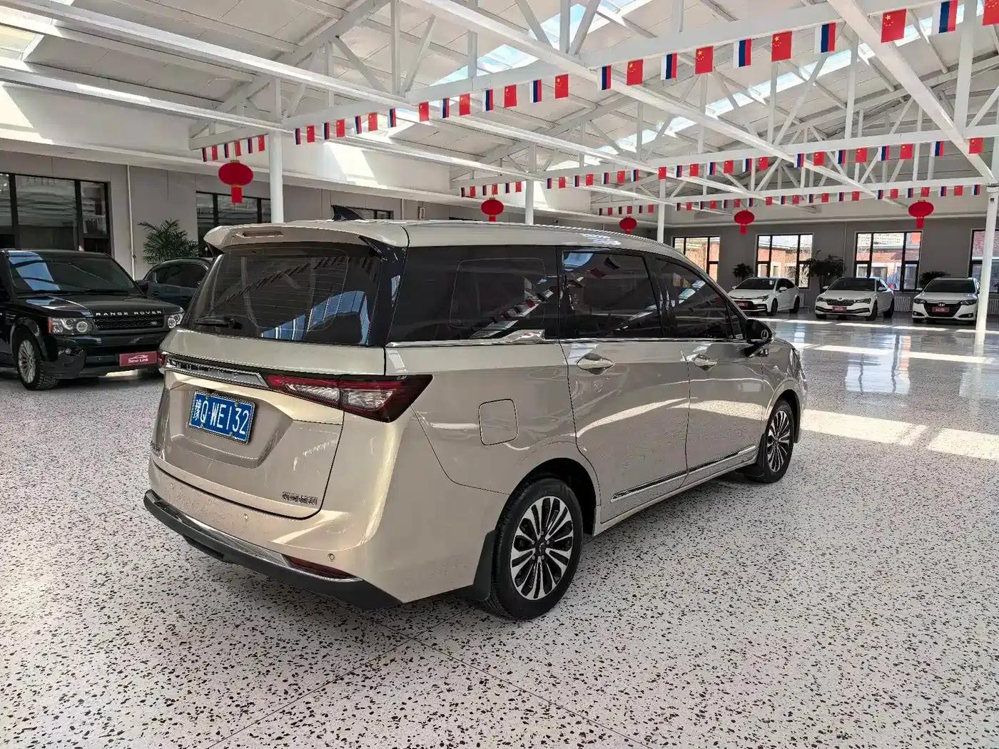 Wuling Jiachen 2022 1.5T CVT Premium Flagship Edition — миниатюра 5