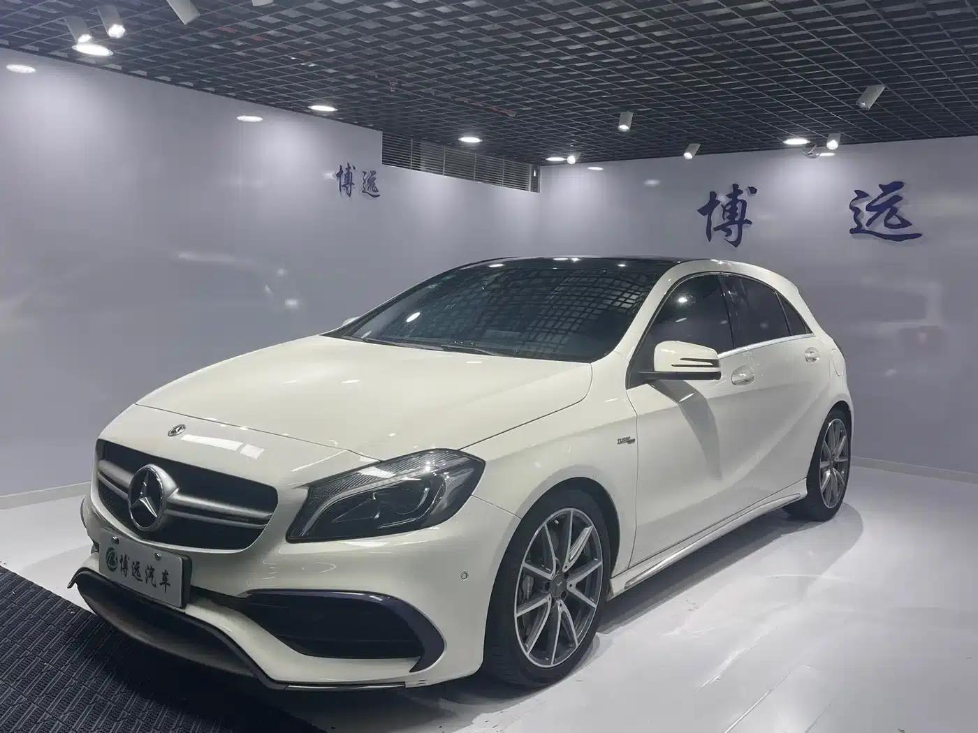 Imported 2017 Mercedes-Benz A-Class AMG A 45 4MATIC — миниатюра 1