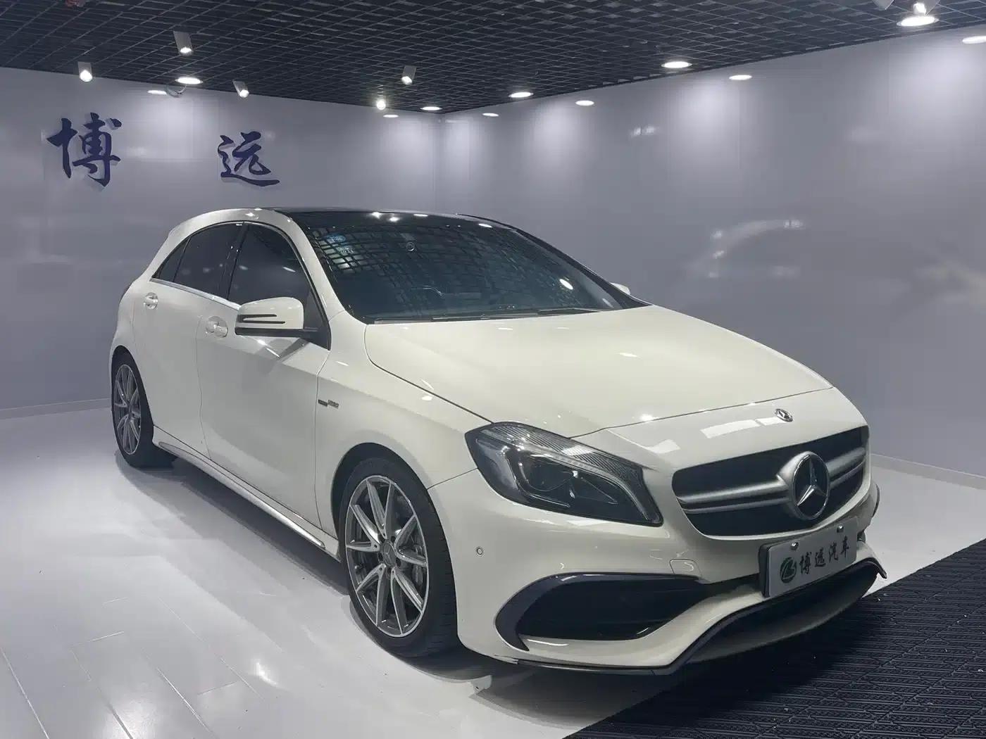 Imported 2017 Mercedes-Benz A-Class AMG A 45 4MATIC — миниатюра 3