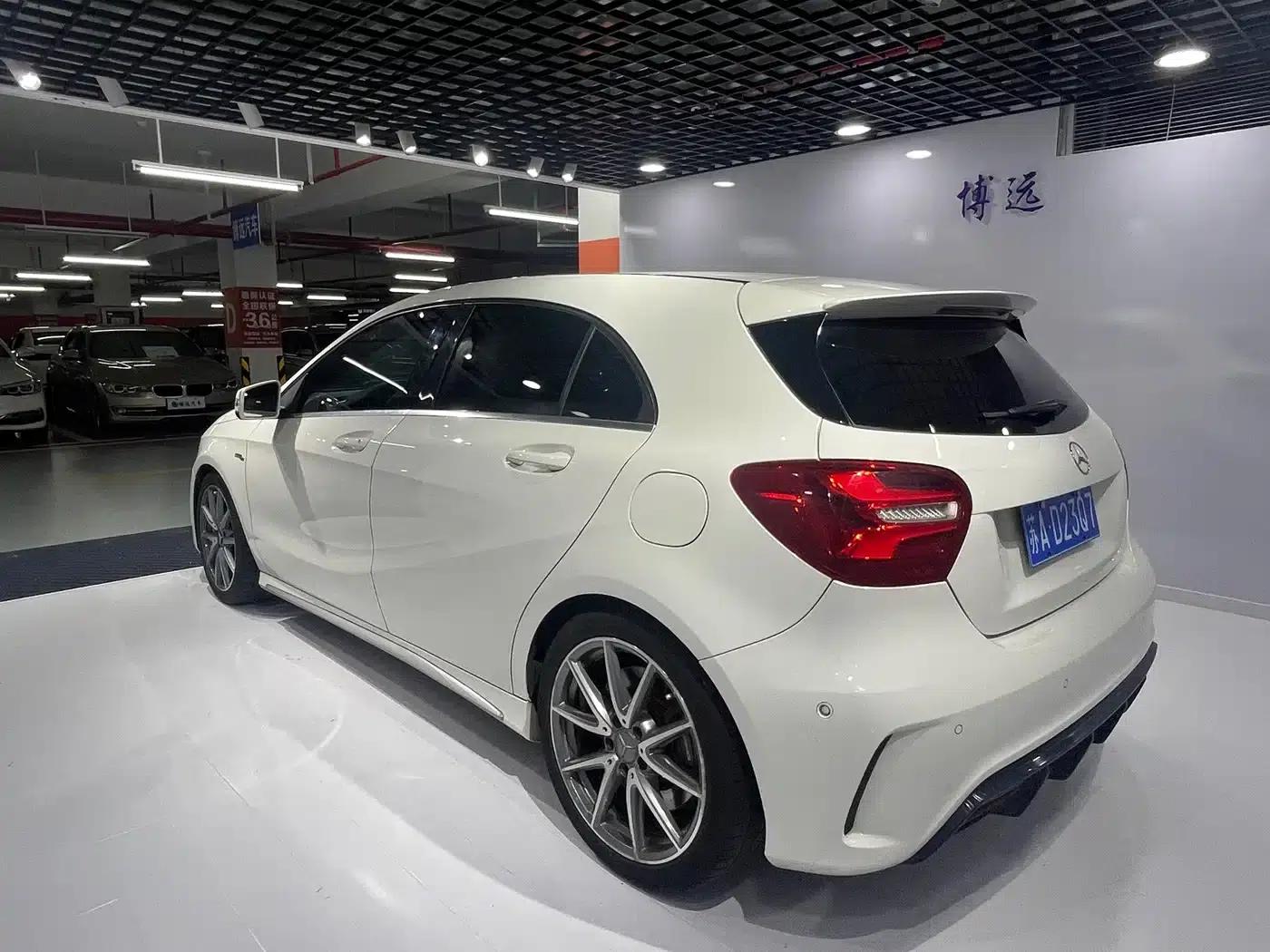 Imported 2017 Mercedes-Benz A-Class AMG A 45 4MATIC — миниатюра 6