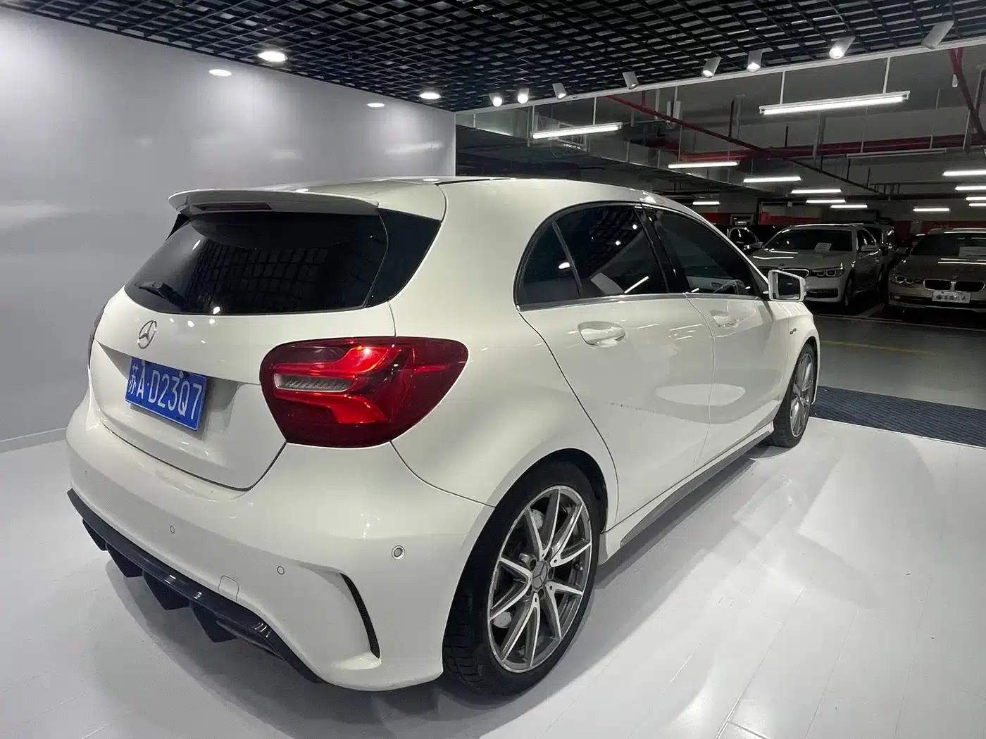 Imported 2017 Mercedes-Benz A-Class AMG A 45 4MATIC — миниатюра 7