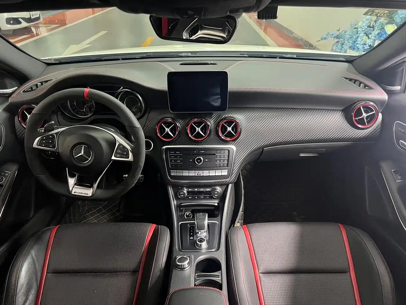 Imported 2017 Mercedes-Benz A-Class AMG A 45 4MATIC — миниатюра 9