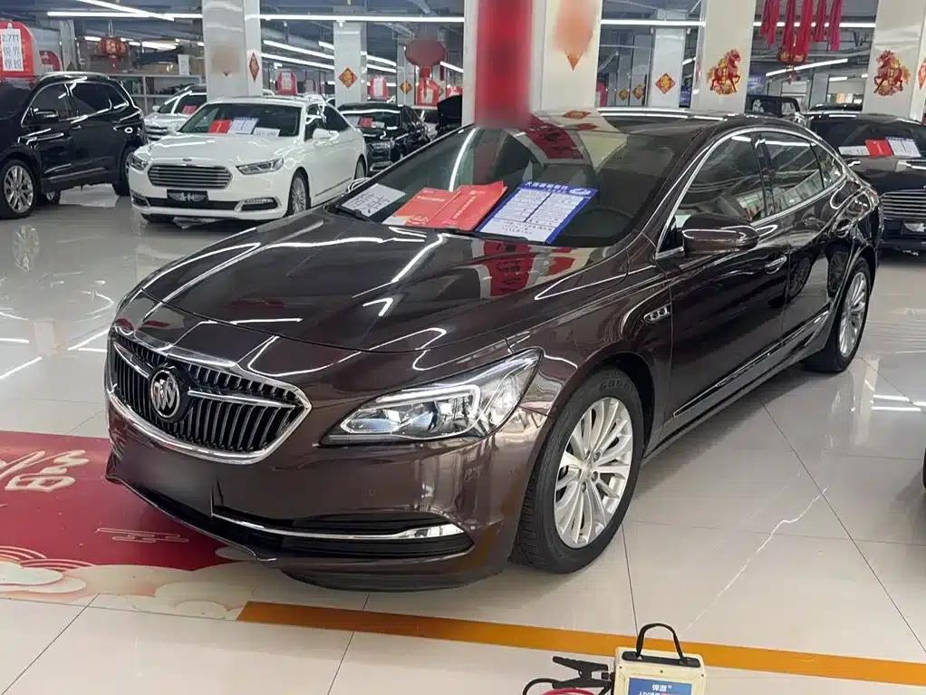 Buick LaCrosse 2018 28T Elite — миниатюра 2